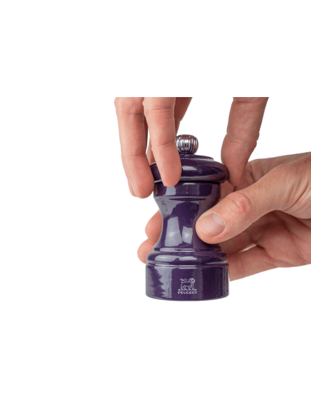 Peugeot Bistro manual pepper mill in eggplant lacquered wood 10cm