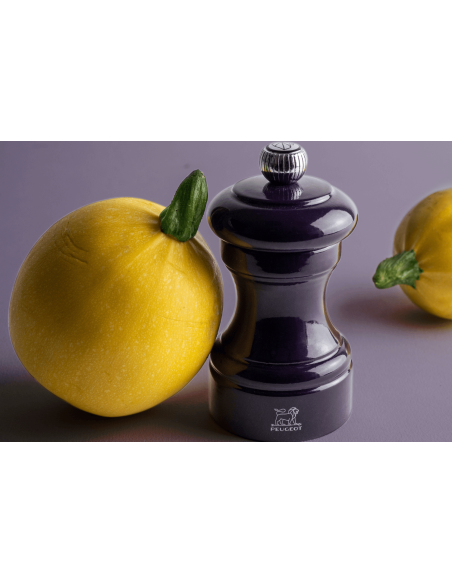 Peugeot Bistro manual pepper mill in eggplant lacquered wood 10cm