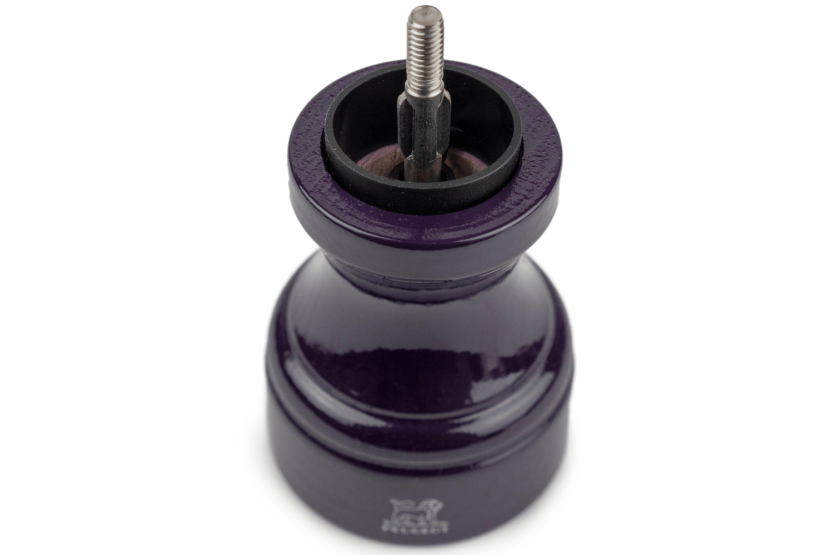 Molinillo de pimienta manual Peugeot Bistro en madera lacada berenjena 10cm