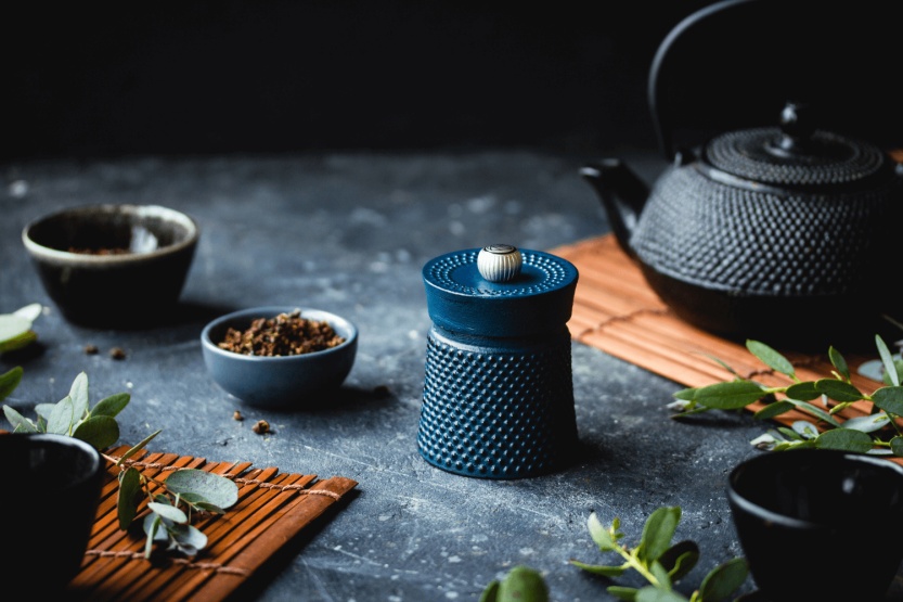 Peugeot Bali Fonte manuelle Pfeffermühle aus Gusseisen blau 8cm
