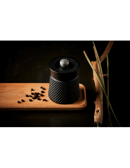 Peugeot Bali Fonte black cast-iron manual pepper mill 8cm