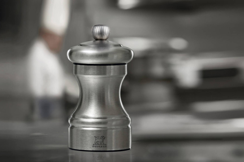 Moinho de sal seco manual em aço inoxidável Peugeot Bistro Chef 10cm