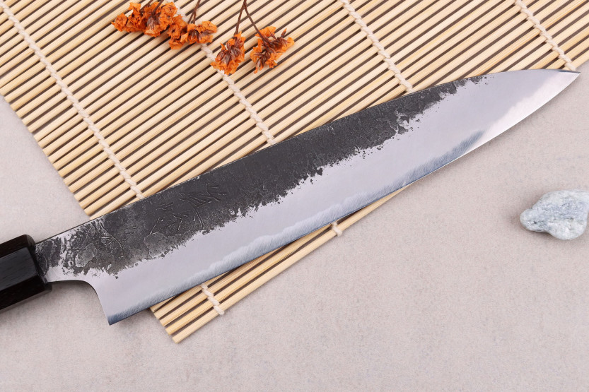 Japanisches Universalmesser 18cm handgefertigt Naoki Mazaki WS2 Black Nashiji