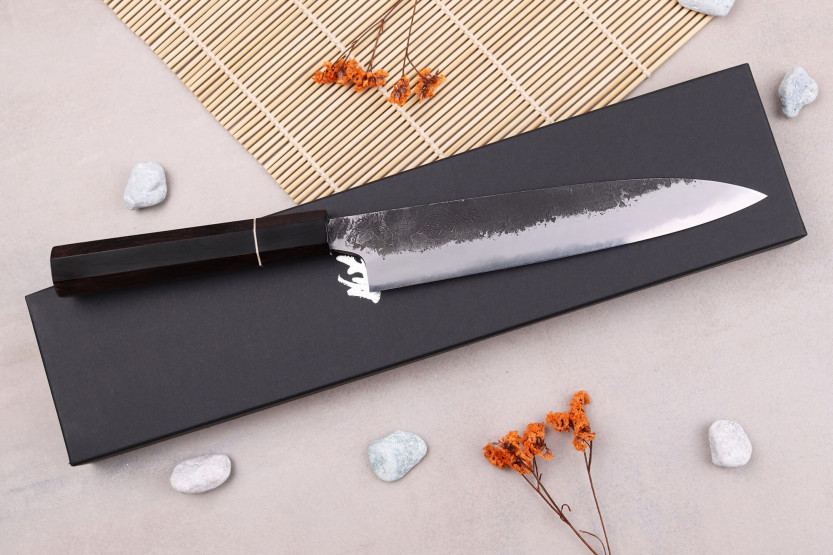Japanisches Universalmesser 18cm handgefertigt Naoki Mazaki WS2 Black Nashiji