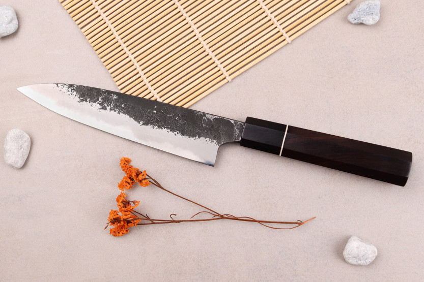 Naoki Mazaki WS2 Black Nashiji 15 cm håndlaget japansk universalkniv