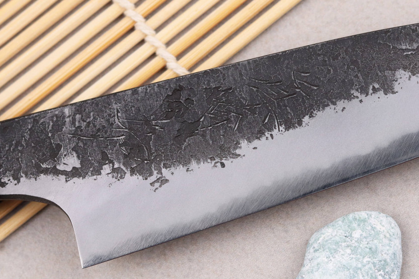 Naoki Mazaki WS2 Musta Nashiji 12cm käsintehty japanilainen yleispuukko