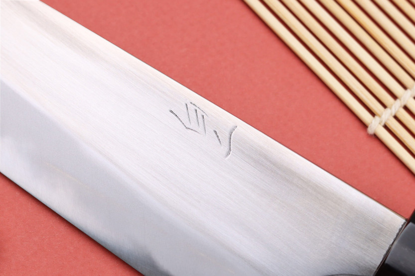 Coltello da chef giapponese da 18 cm Naoki Mazaki WS2 lucidato a mano