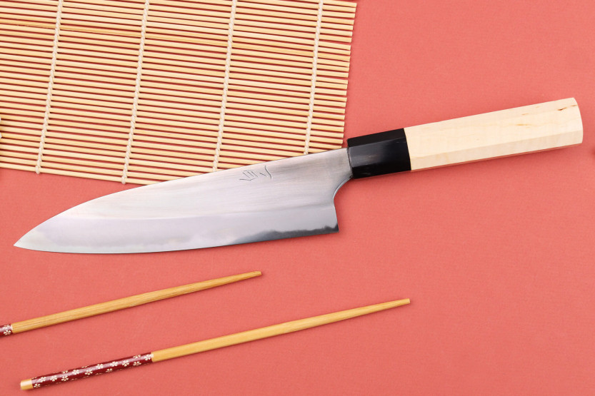 Coltello da chef giapponese da 18 cm Naoki Mazaki WS2 lucidato a mano