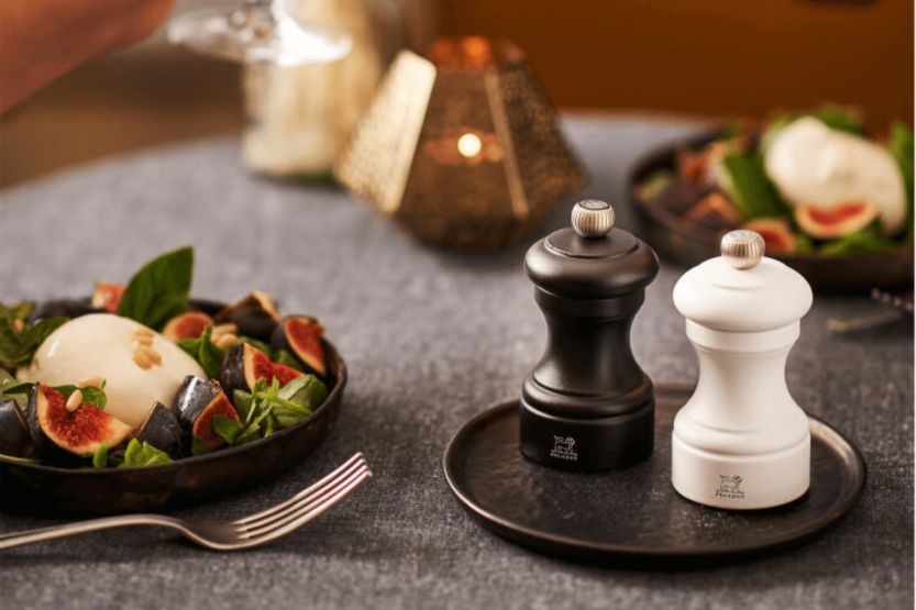 Peugeot Bistro manuell peppermølle i matt svart bøketre 10cm