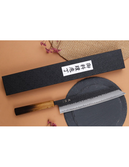 Faca kiritsuke artesanal japonesa Yuzo Black AS em carvalho queimado de 24 cm