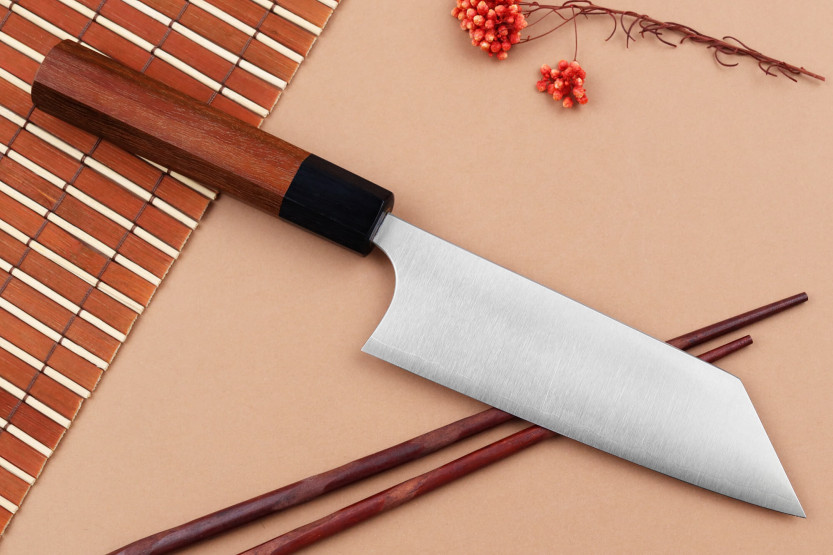 Faca ko-bunka japonesa artesanal Shibata Koutetsu 13,5cm