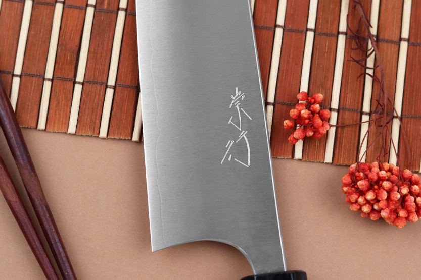 Faca ko-bunka japonesa artesanal Shibata Koutetsu 13,5cm