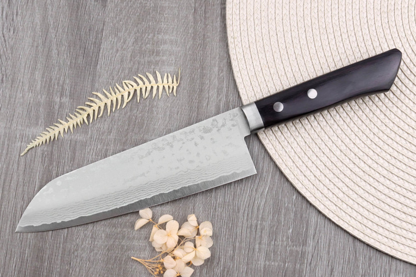 faca santoku 16,5cm Japonês artesanal Masutani VG10 Damas