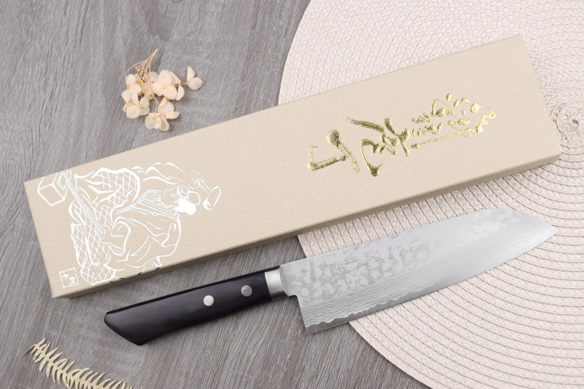 santoku mes 16,5cm Japonais artisanaal Masutani VG10 Damas