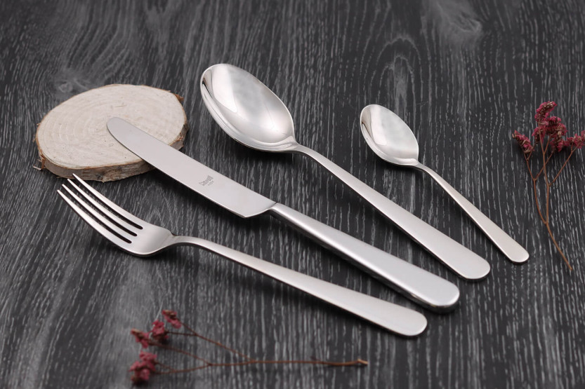 Mepra Stoccolma set di posate da 24 pezzi in acciaio inox 18/10