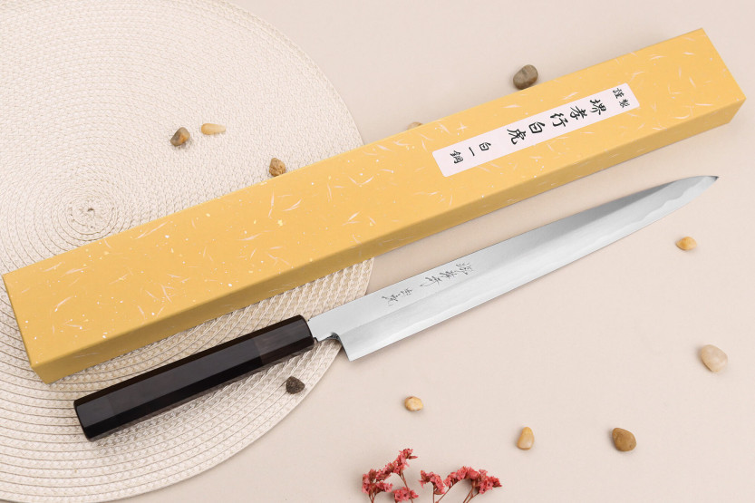Sakai Takayuki Byakko 30cm Cuchillo yanagiba japonés hecho a mano Cuchillo yanagiba mango de ébano + funda
