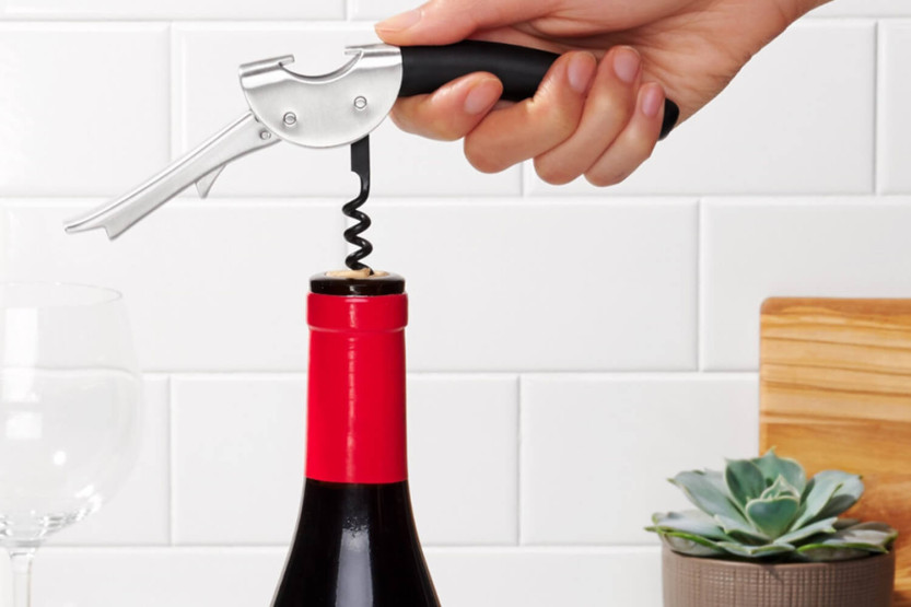 Saca-rolhas de garçom para vinho em aço inoxidável da Oxo