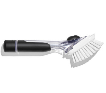 Brosse à vaisselle Oxo distributrice de savon