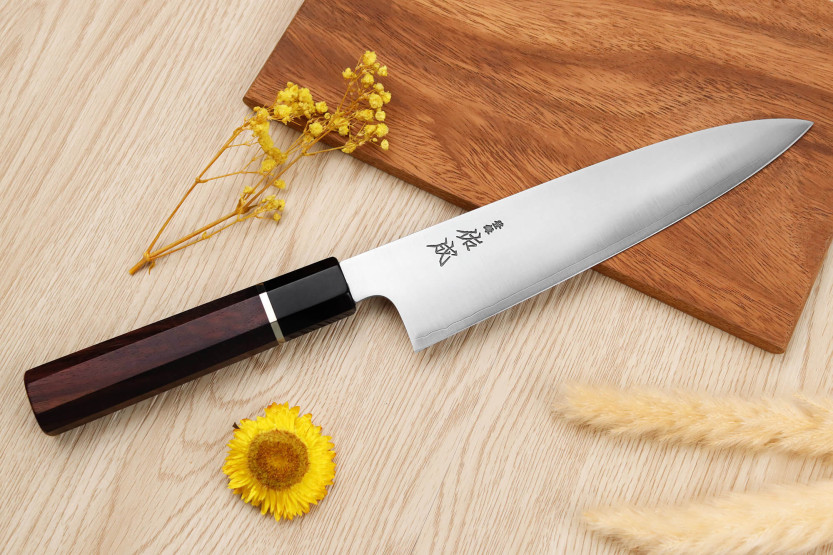21cm Sukenari SG2 San Maï handgjord japansk kockkniv med rosenträhandtag