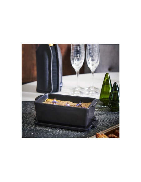 Peugeot skifferkeramisk terrin med press