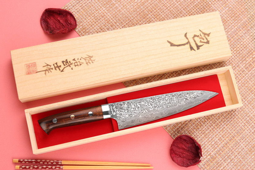 Takeshi Saji R2 Damas Mosaïque Japanilainen kokkiveitsi 18cm