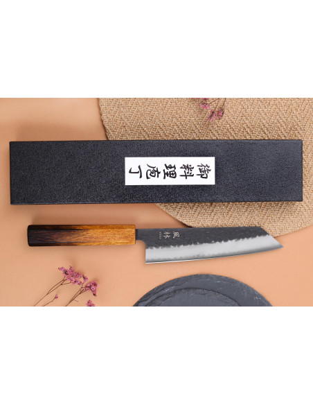 Yuzo Black AS brent eik 17 cm japansk håndlaget bunka-kniv