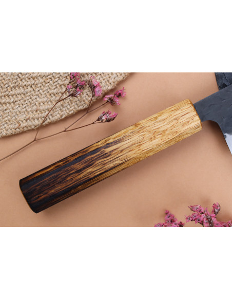 16,5 cm japansk håndlaget nakiri-kniv Yuzo Black AS brent eik