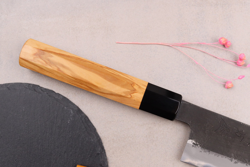 Kochmesser 24cm japanisch handgefertigt Hinoura Mutsumi Ajikataya Black Nashiji
