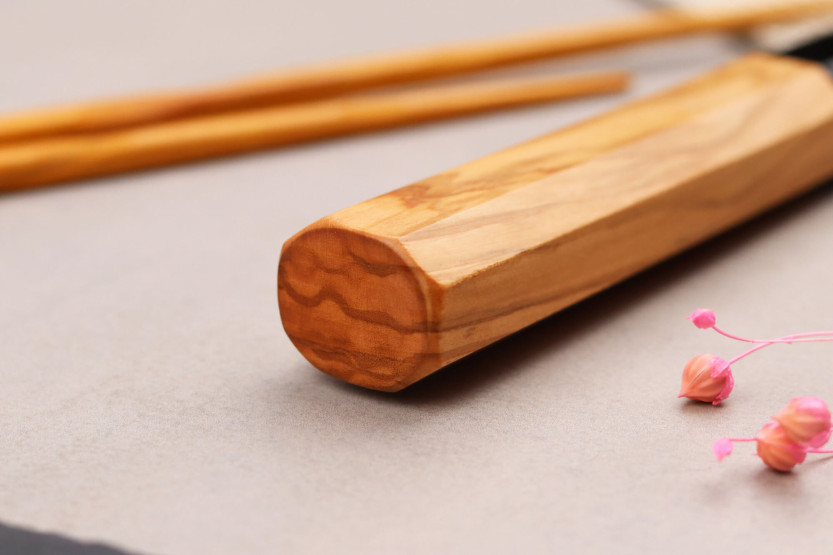 Kokkekniv 24 cm Hinoura Mutsumi Ajikataya Sort Nashiji japansk håndlavet