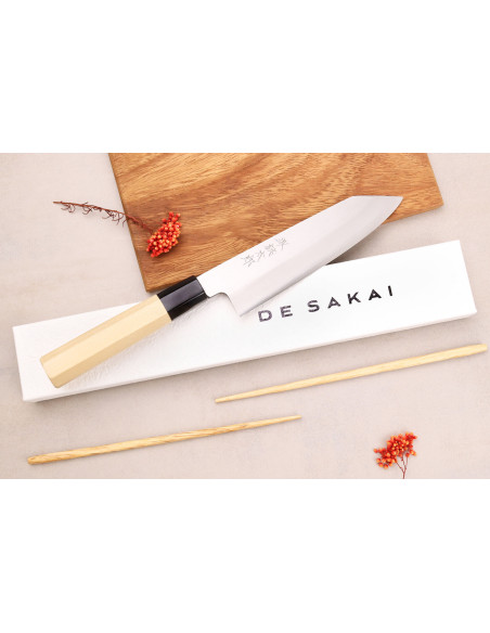 Momotaro Ginsan 18cm Cuchillo santoku kiritsuke Cuchillo santoku japonés hecho a mano mango de magnolia