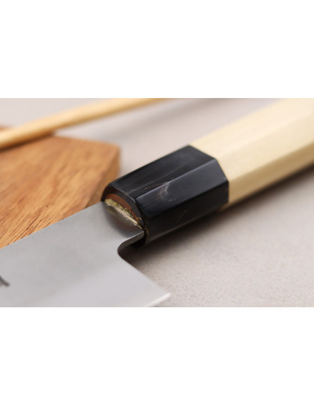 Momotaro Ginsan 18 cm santokukniv kiritsuke japansk håndlavet santokukniv magnolia håndtag