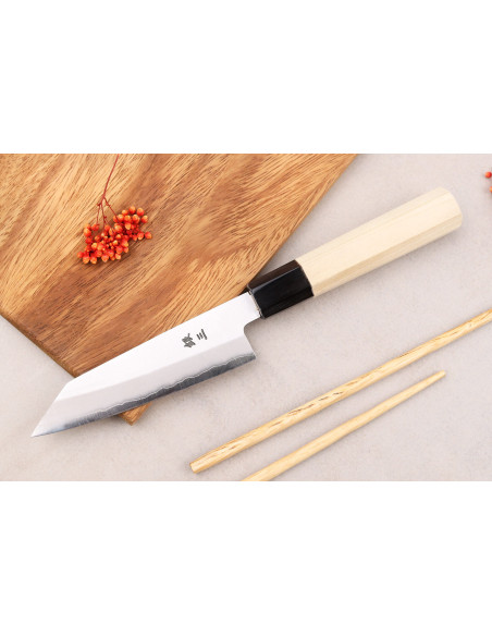 cuchillo universal japonés Momotaro Ginsan 12cm hecho a mano kiritsuke con mango de magnolia