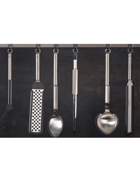 Espátula para panquecas Rösle em silicone preto e aço inoxidável