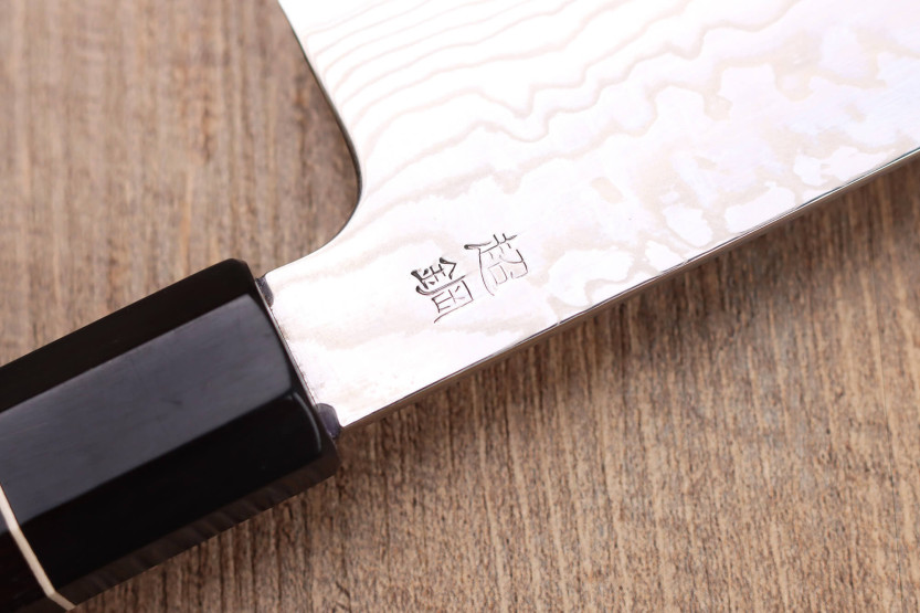 ZDP-189 damasco mango de ébano 19,5cm Cuchillo santoku, japonés hecho a mano, Sukenari