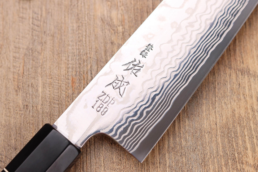 19,5cm Sukenari ZDP-189 damaskushandtag i ebenholts sant okukniv, japansk handgjord