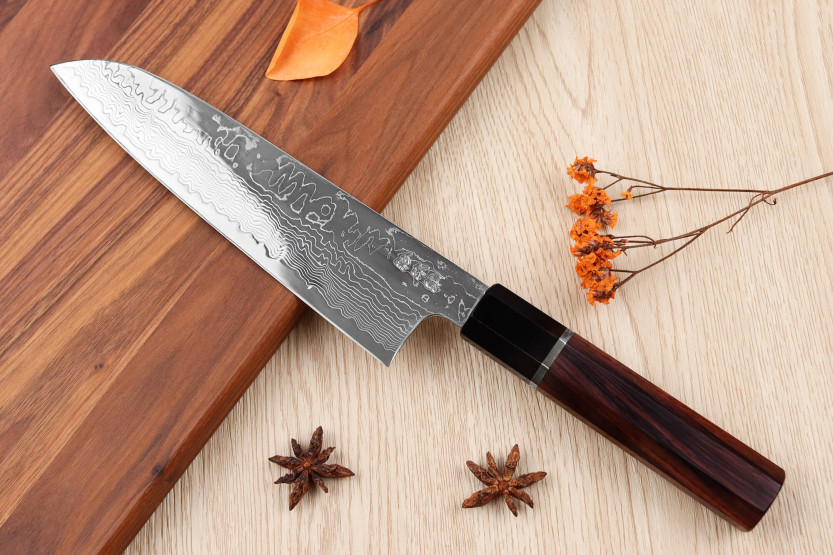 Sukenari SG2 damascus 19.5cm japanilainen santoku veitsi