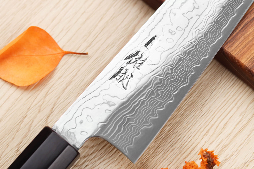 Sukenari SG2 damascus 19.5cm japanilainen santoku veitsi