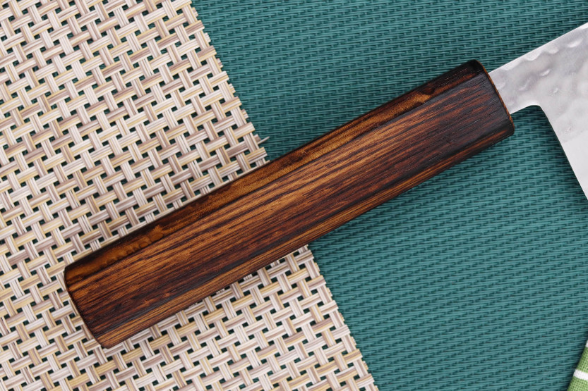 16,5cm Masutani handgemaakt Japans santoku mes met gehamerd eikenhouten handvat