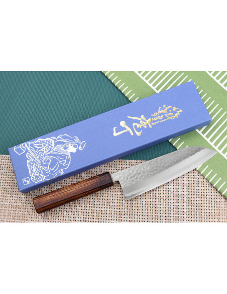 16,5cm Masutani handgemaakt Japans santoku mes met gehamerd eikenhouten handvat