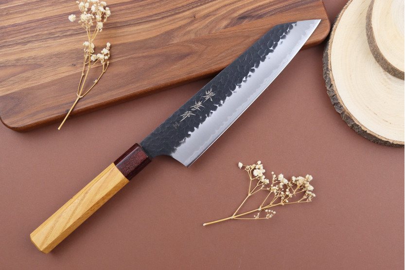 Coltello kengata 19cm giapponese Sakai Takayuki AS brut de forge