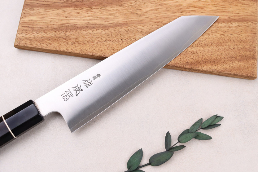 Kiritsuke-messer 21cm japanisch handgefertigt Sukenari ZDP-189 San Maï Griff aus Ebenholz