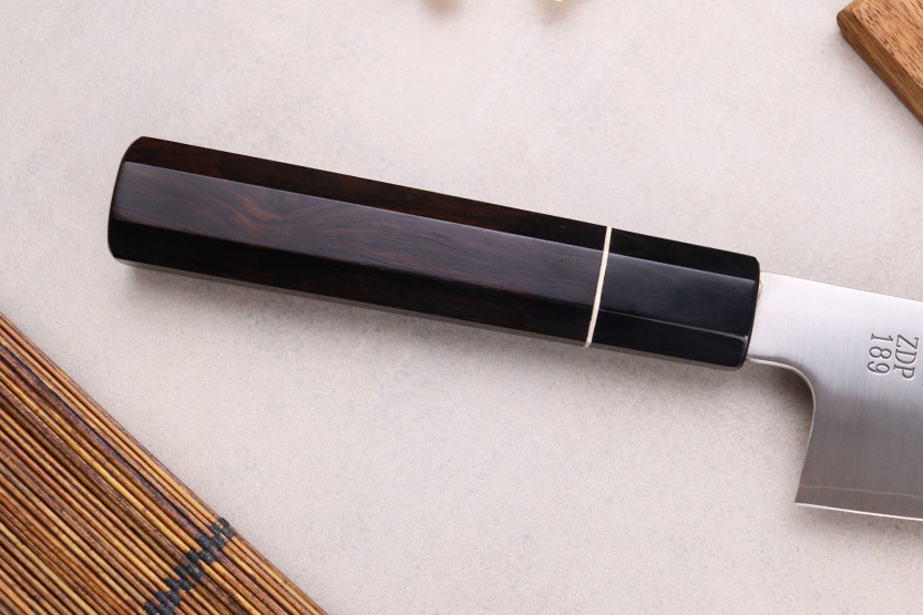 Kiritsuke-messer 21cm japanisch handgefertigt Sukenari ZDP-189 San Maï Griff aus Ebenholz