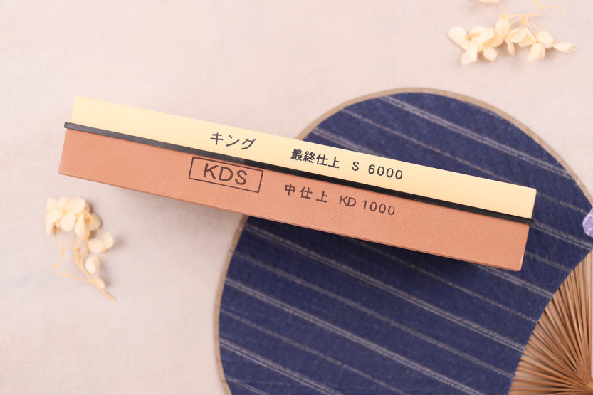 Japanischer Schleifstein King KDS doppelseitig Körnung 1000/6000