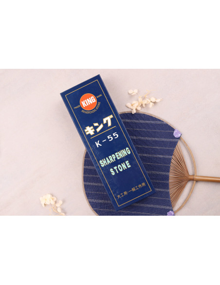 Japanischer Schleifstein King Sharpening Körnung 1000 mit Halterung