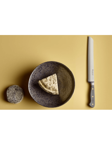 Wusthof Classic Colour Velvet Oyster Coltello da pane forgiato con lama microseghettata da 23 cm