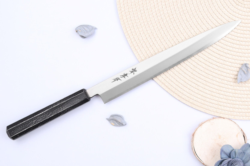 Sakai Takayuki Nanairo 24 cm Coltello yanagiba giapponese Coltello yanagiba Manico in resina laccata ABS