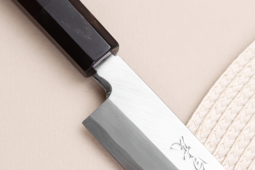 Sakai Takayuki Byakko 24cm käsintehty japanilainen Yanagiba veitsi eebenpuu kahva + tuppi