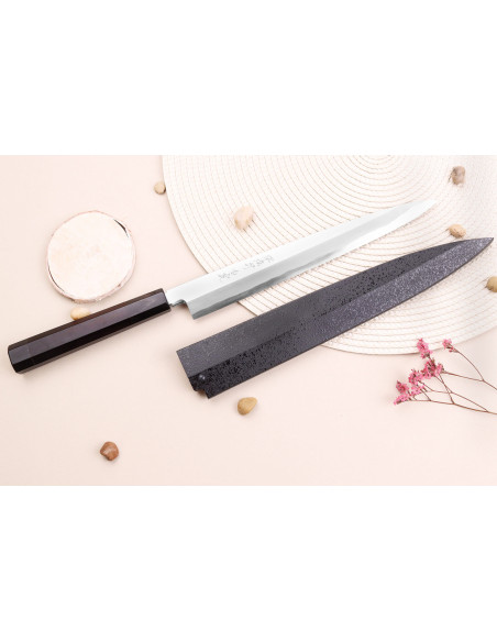 Sakai Takayuki Byakko 24 cm håndlaget japansk Yanagiba-kniv i ibenholt + slire