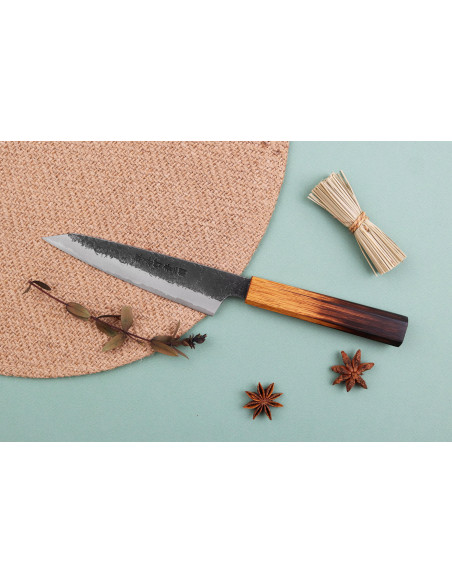 cuchillo universal japonés Sakai Takayuki Homura Guren 15cm hecho a mano