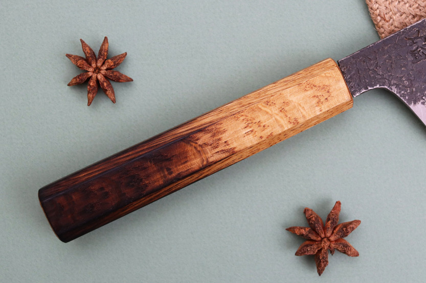 Sakai Takayuki Homura Guren 22,5 cm japansk håndverksmessig kiritsuke kokkekniv